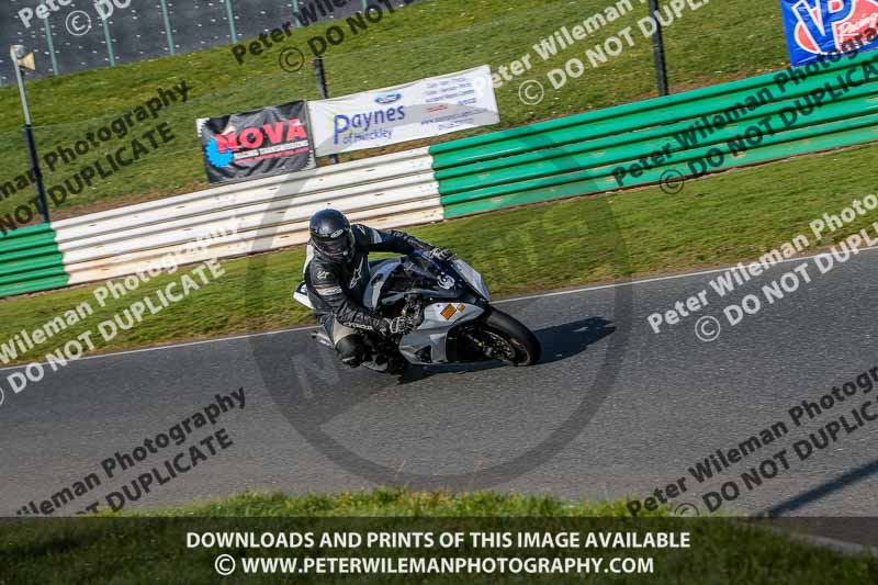 PJ Motorsport Photography 2018;enduro digital images;event digital images;eventdigitalimages;mallory park;mallory park photographs;mallory park trackday;mallory park trackday photographs;no limits trackdays;peter wileman photography;racing digital images;trackday digital images;trackday photos